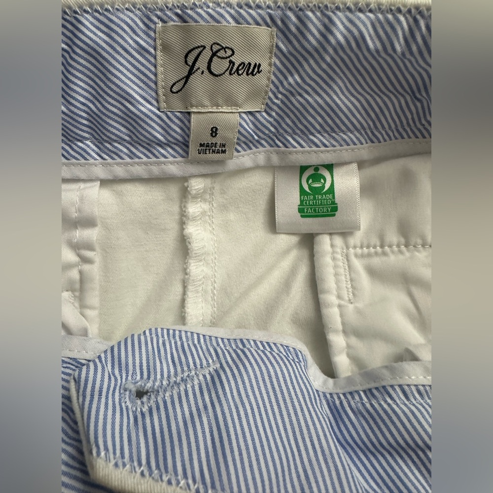 J Crew flat front White 5” inseam classic Chino shorts size 8 - Picture 4 of 6